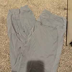 Lululemon rhino grey stripe leggings